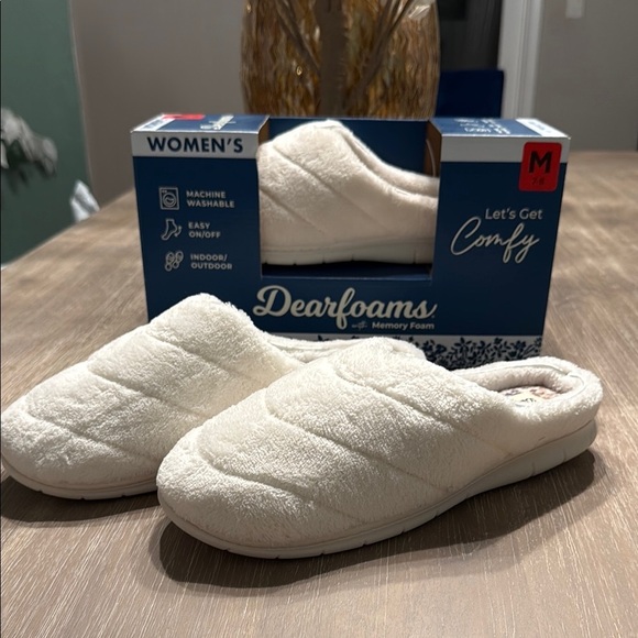 NEW! Dearfoams Women's Memory Foam Soft Slippers Various Sizes Indoor Outdoor - Picture 5 of 7